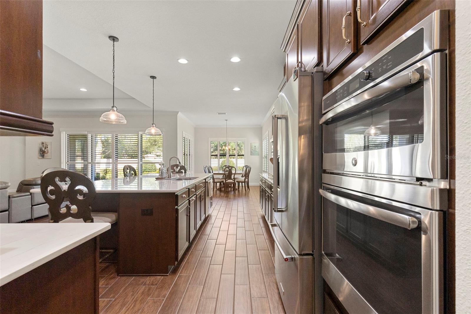 5134 LAKECASTLE DR, TAMPA, FL, 33624