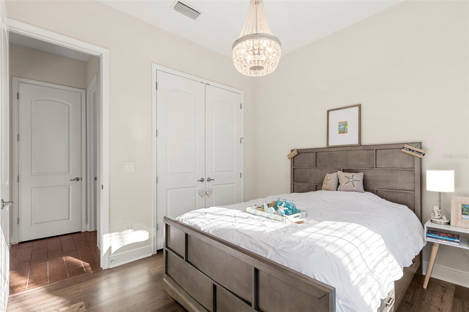 5134 LAKECASTLE DR, TAMPA, FL, 33624