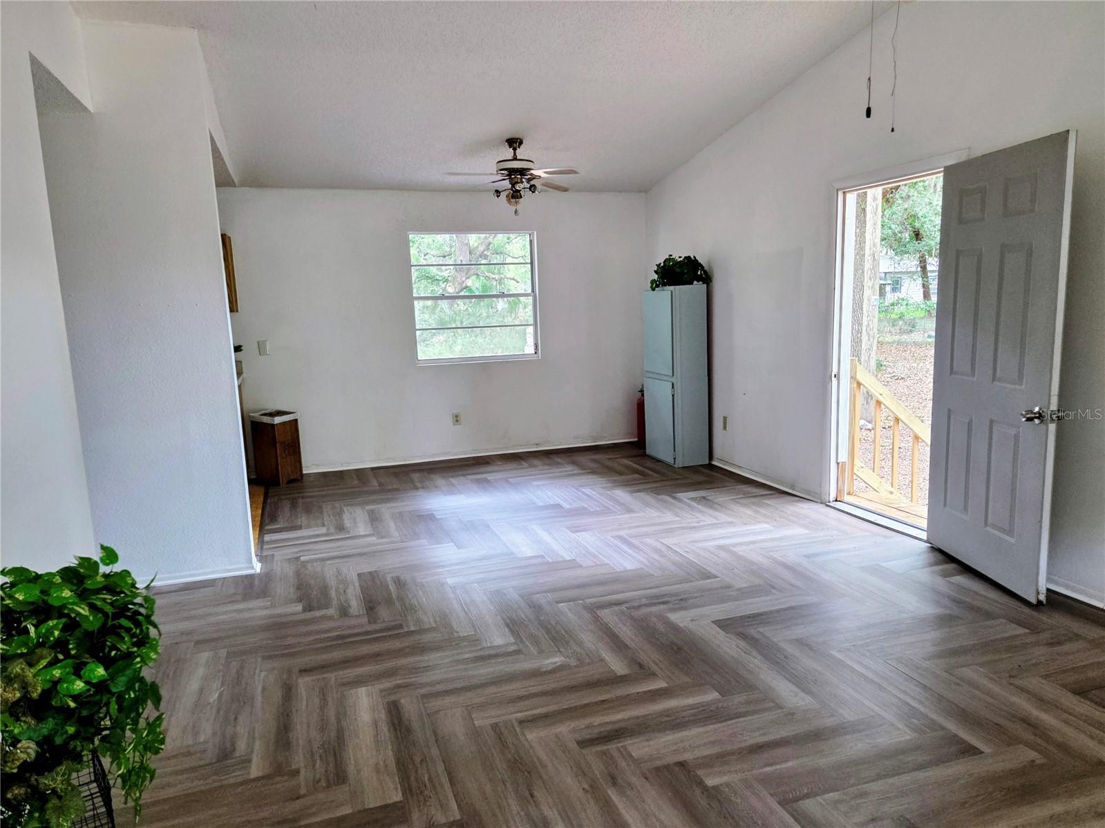 3811 KIRKLAND RD, PLANT CITY, FL, 33566