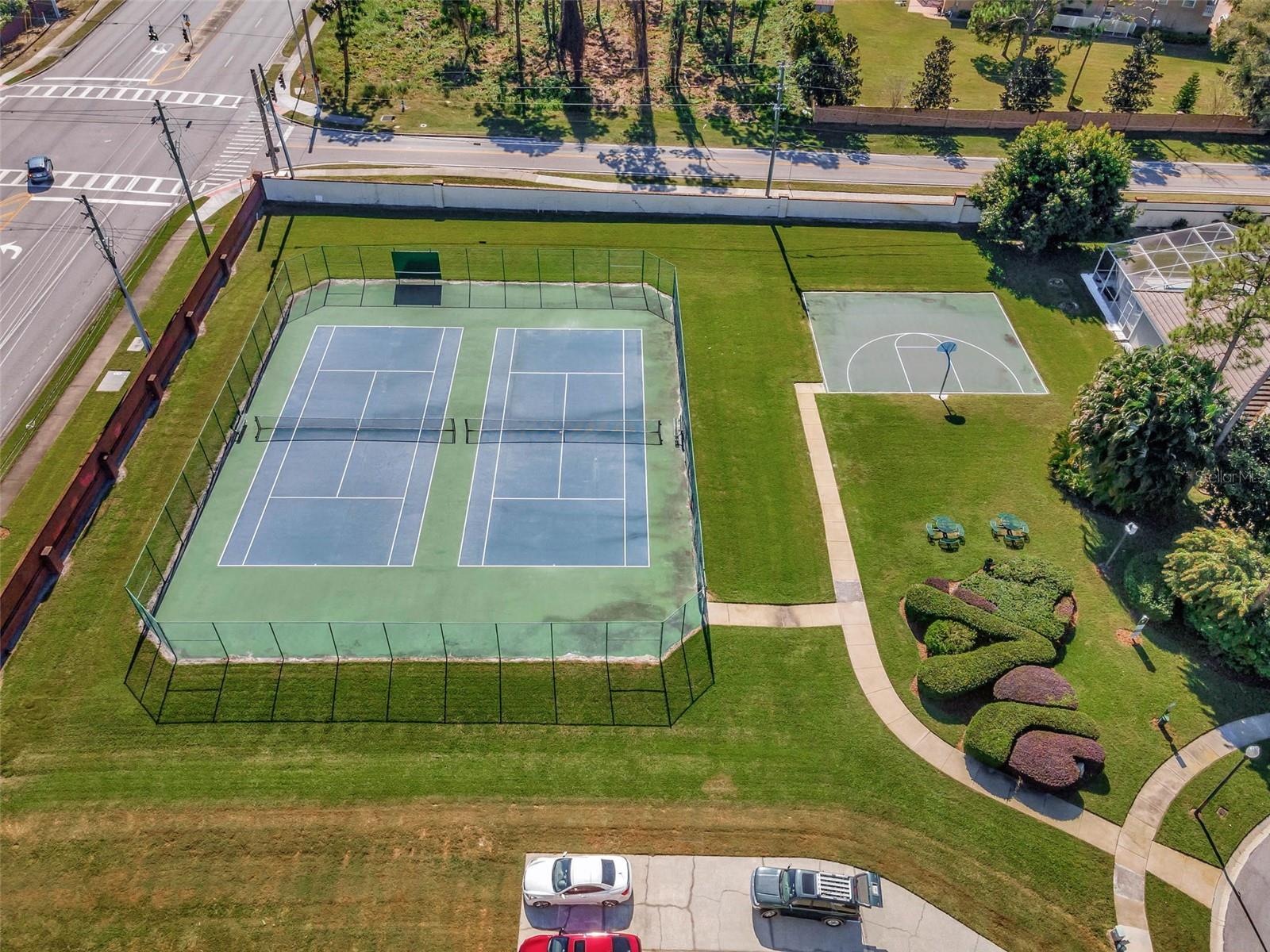 9833 CAMBERLEY CIR, ORLANDO, FL, 32836