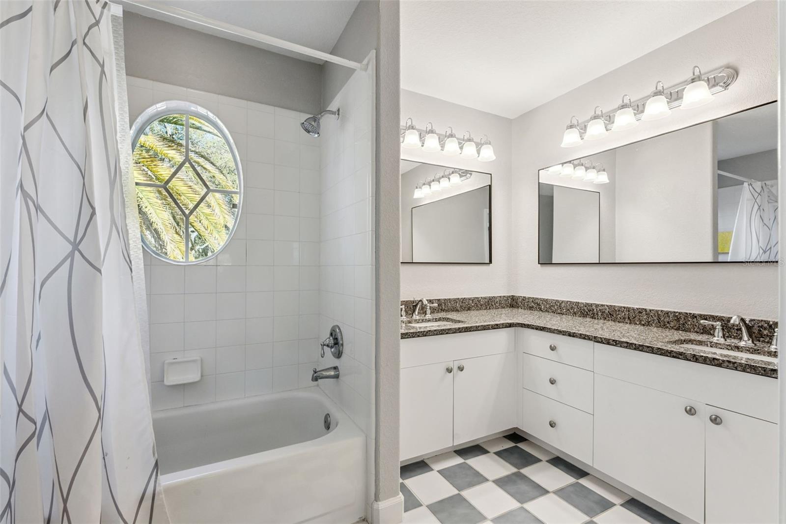 9833 CAMBERLEY CIR, ORLANDO, FL, 32836