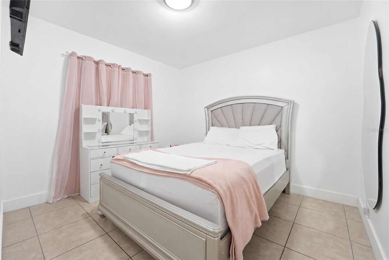 465 E 38TH ST, HIALEAH, FL, 33013
