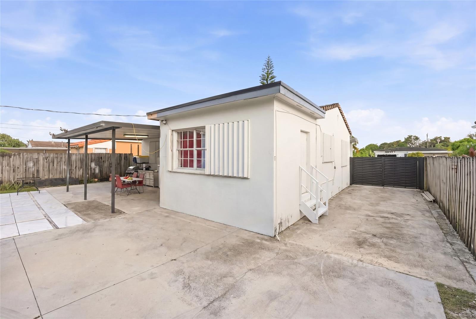 465 E 38TH ST, HIALEAH, FL, 33013