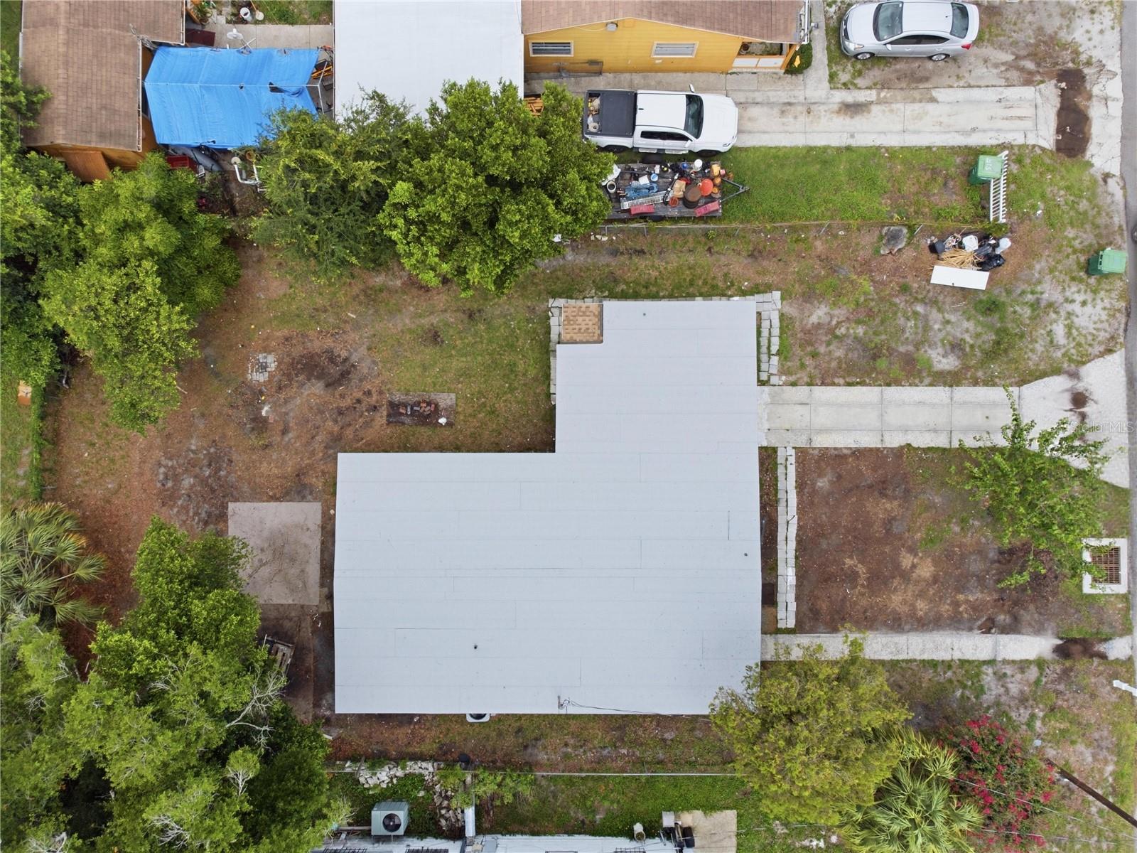 317 E HYDRANGIA ST, TAMPA, FL, 33612