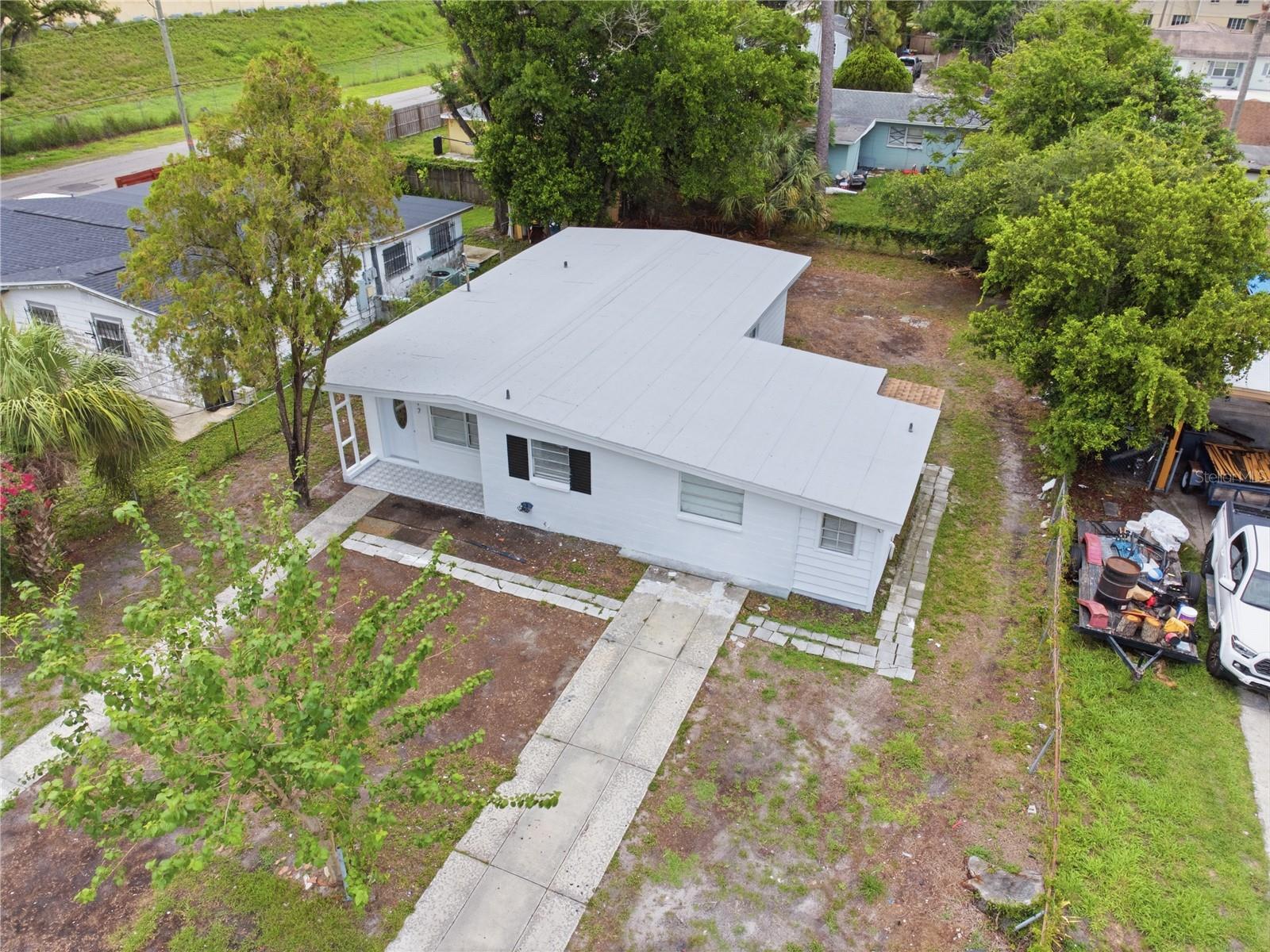 317 E HYDRANGIA ST, TAMPA, FL, 33612