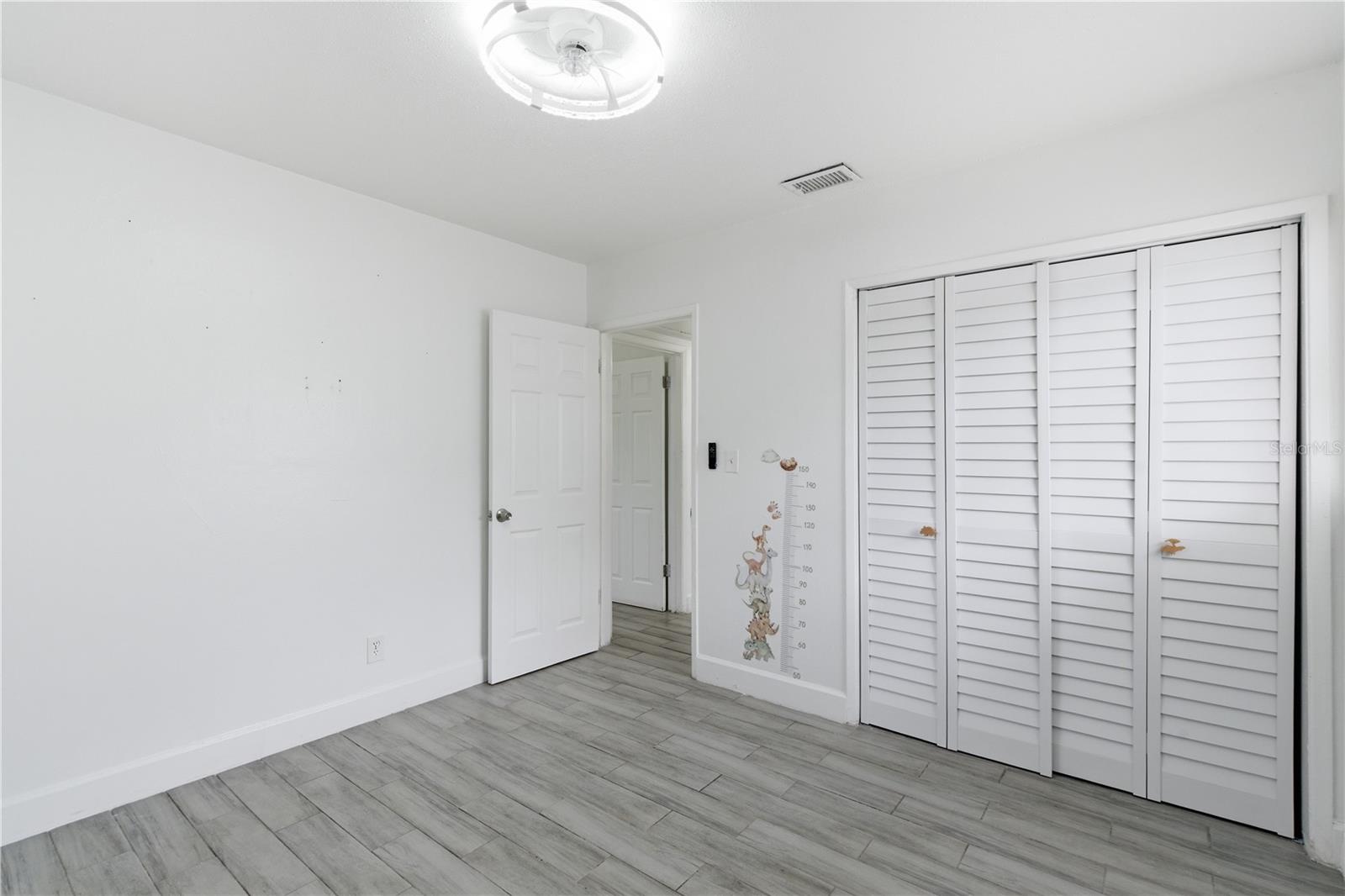 317 E HYDRANGIA ST, TAMPA, FL, 33612