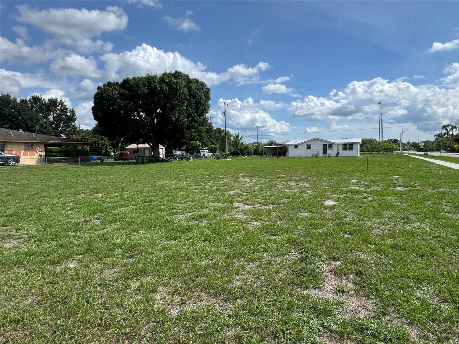 GLADES AVE, IMMOKALEE, FL, 34142