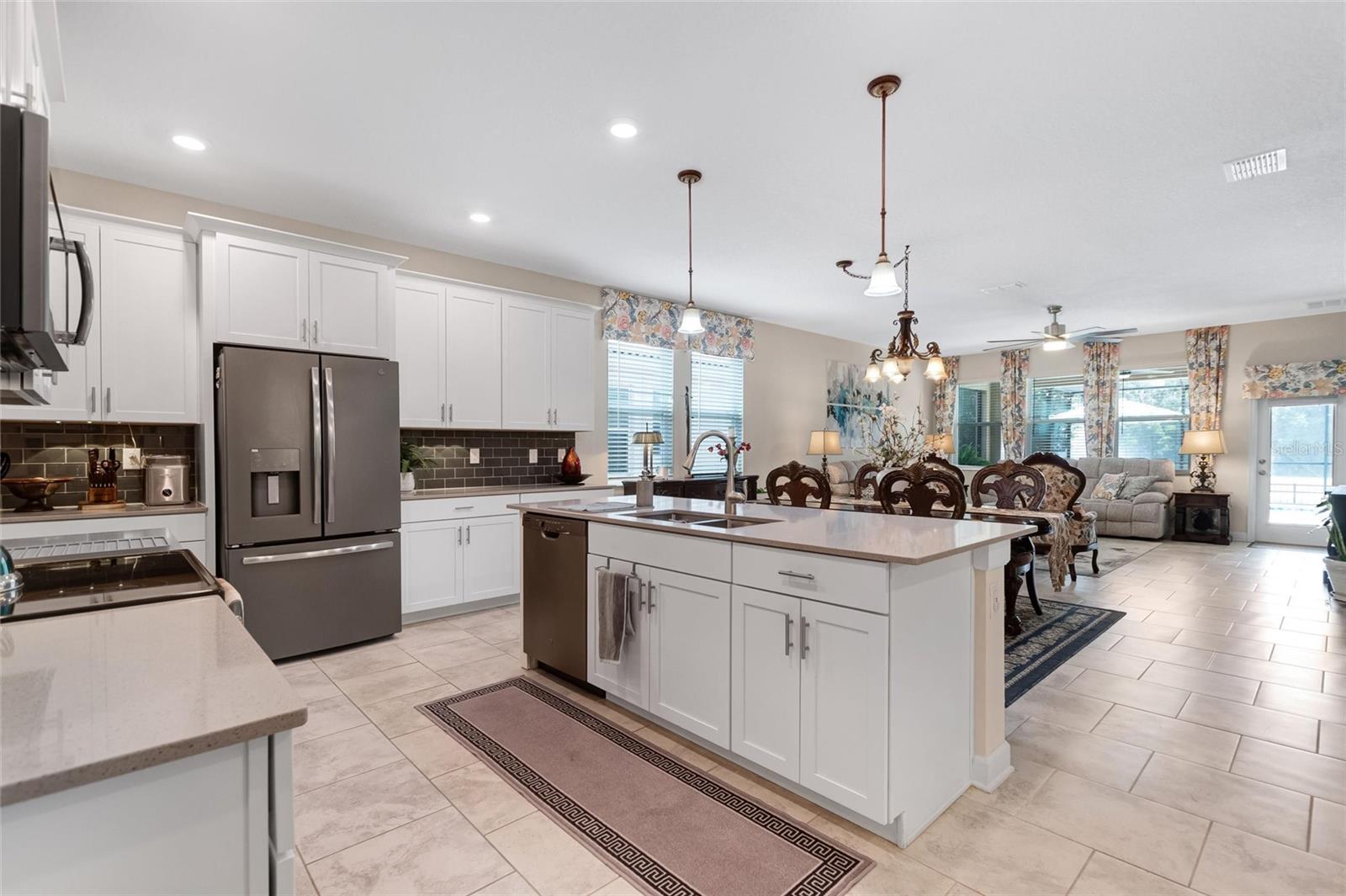 1089 BLACKWOLF RUN RD, DAVENPORT, FL, 33896