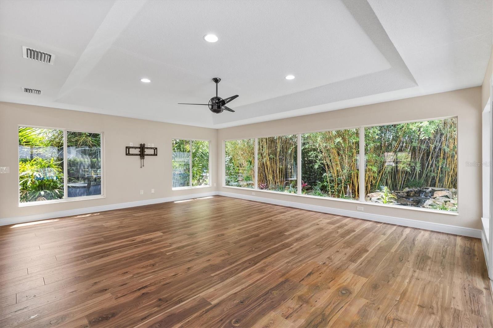 17960 SE 92ND AMORY AVE, THE VILLAGES, FL, 32162