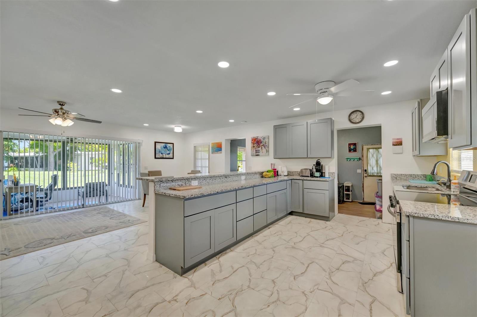 22018 CATHERINE AVE, PORT CHARLOTTE, FL, 33952