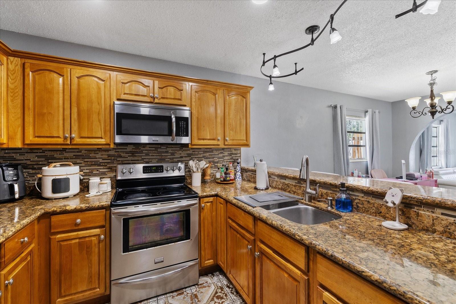 3322 W KATHLEEN ST, TAMPA, FL, 33607
