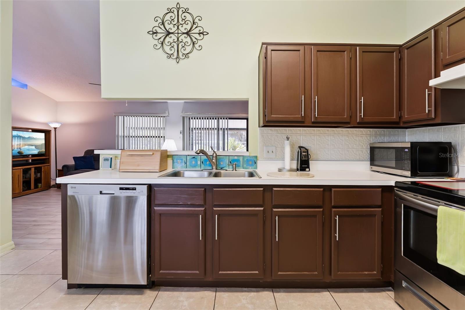 905 DEVONSHIRE WAY, LAKE WALES, FL, 33853