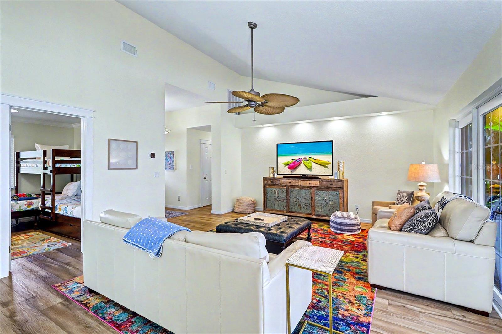 495 HARBOR DR S, INDIAN ROCKS BEACH, FL, 33785