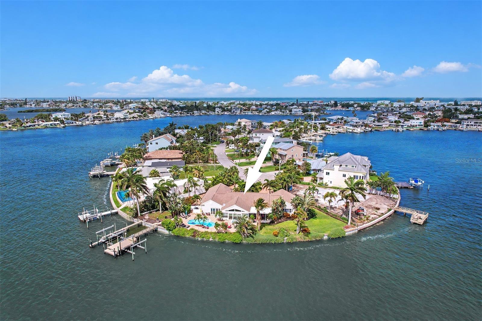 495 HARBOR DR S, INDIAN ROCKS BEACH, FL, 33785