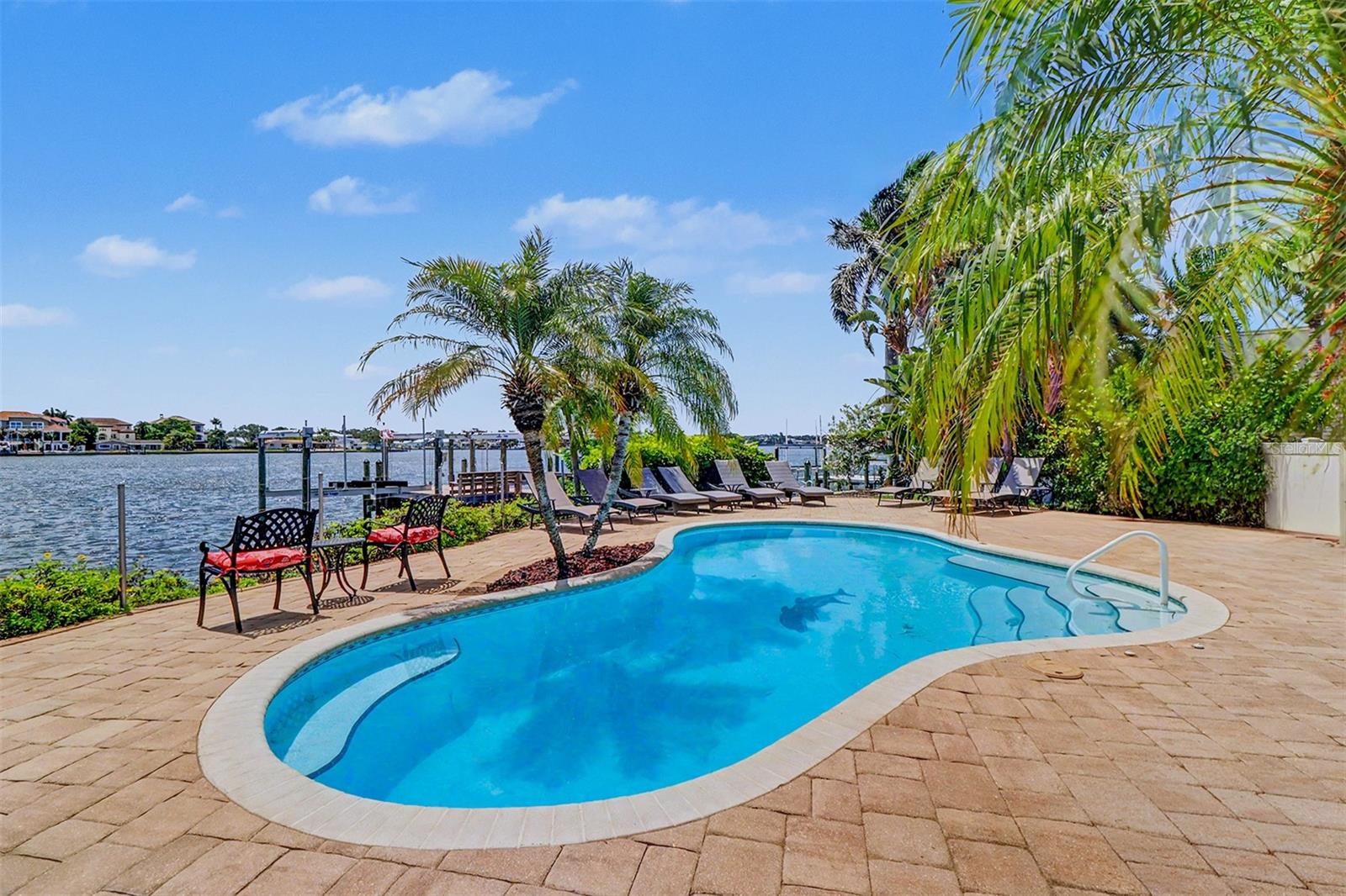 495 HARBOR DR S, INDIAN ROCKS BEACH, FL, 33785