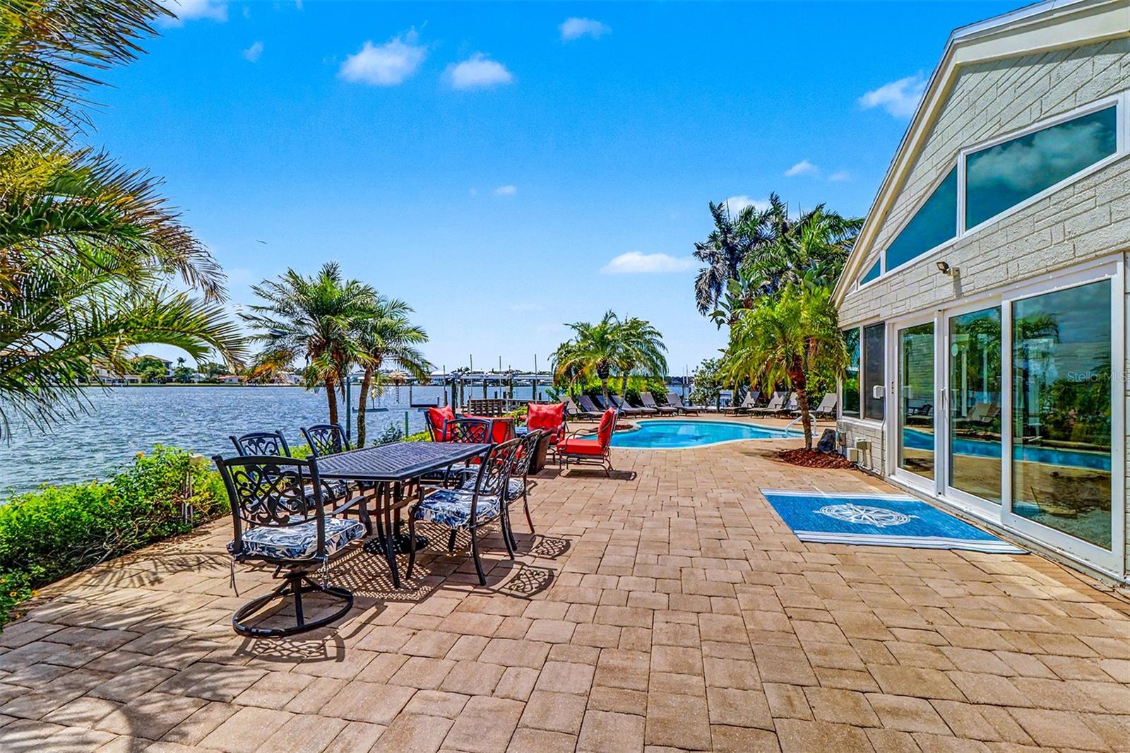 495 HARBOR DR S, INDIAN ROCKS BEACH, FL, 33785