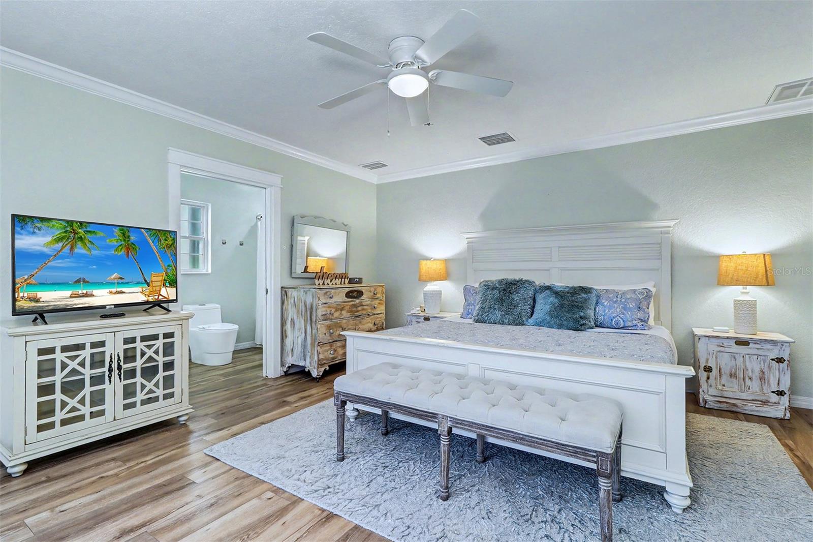 495 HARBOR DR S, INDIAN ROCKS BEACH, FL, 33785