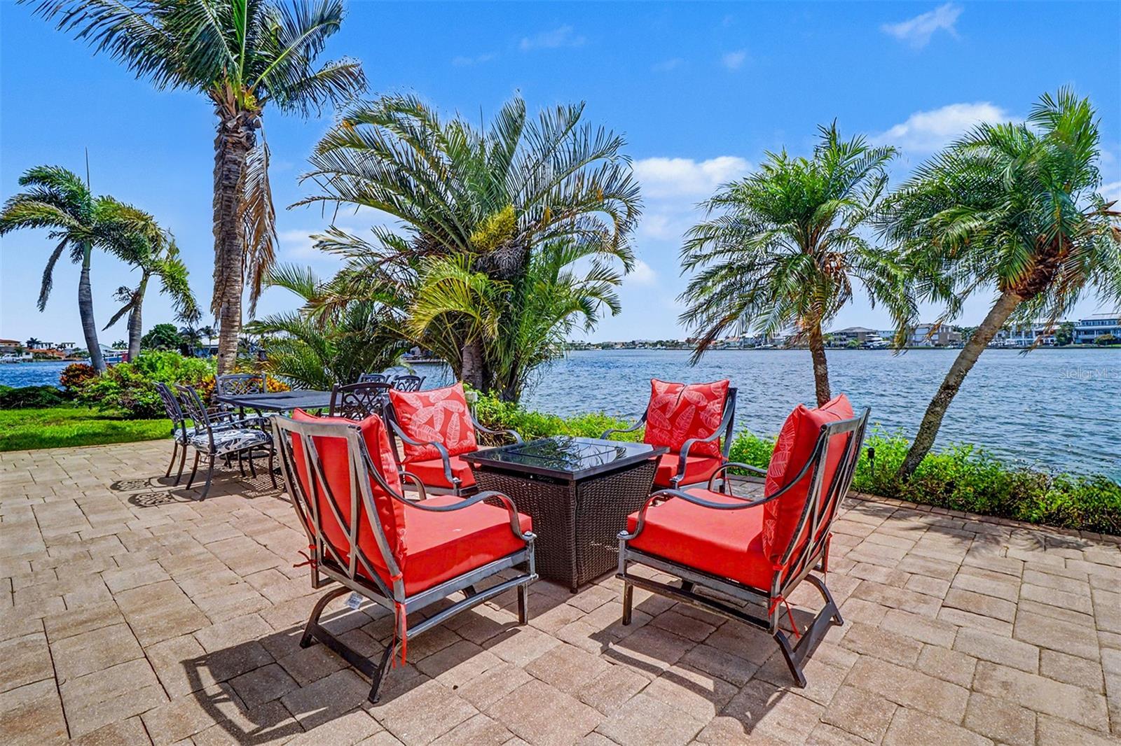 495 HARBOR DR S, INDIAN ROCKS BEACH, FL, 33785
