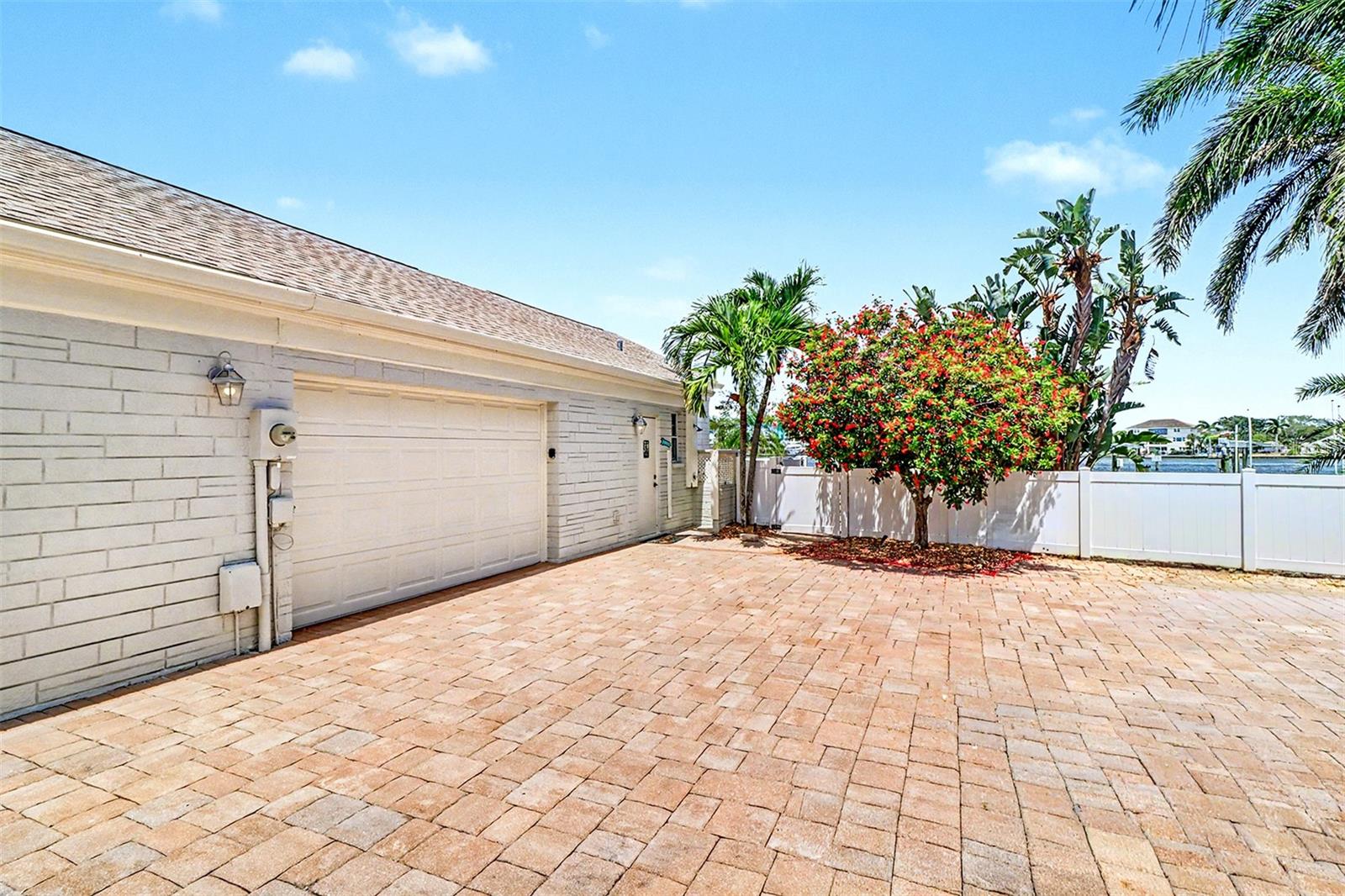 495 HARBOR DR S, INDIAN ROCKS BEACH, FL, 33785