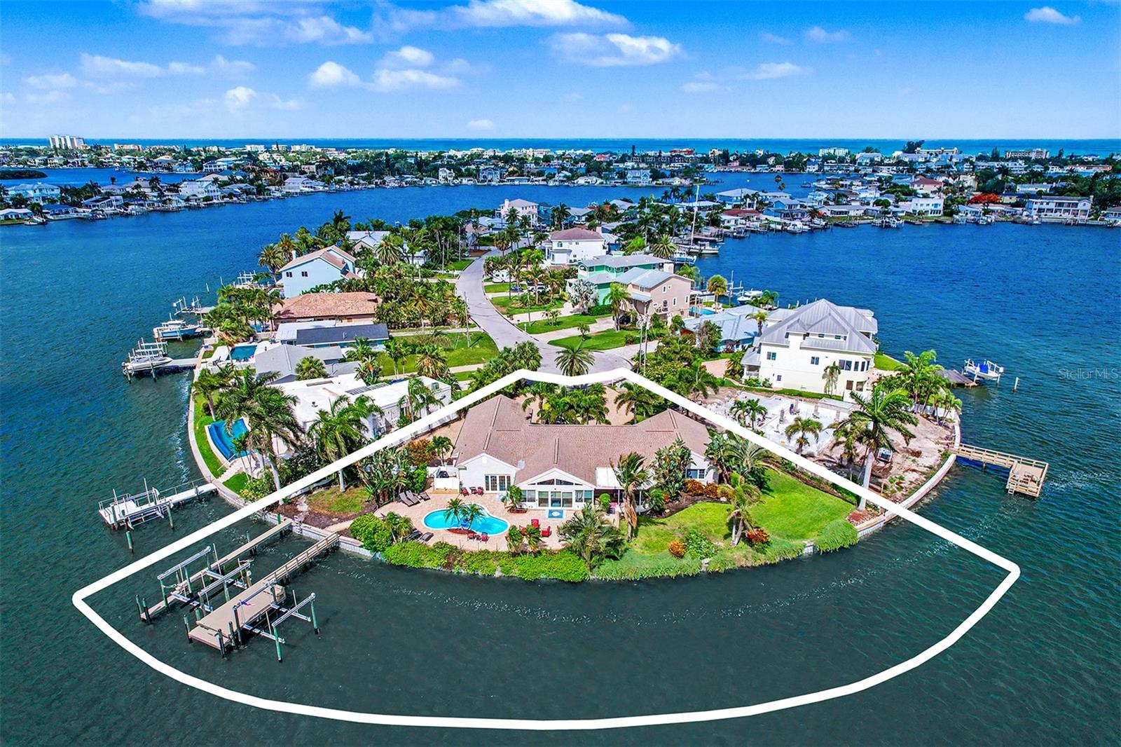 495 HARBOR DR S, INDIAN ROCKS BEACH, FL, 33785
