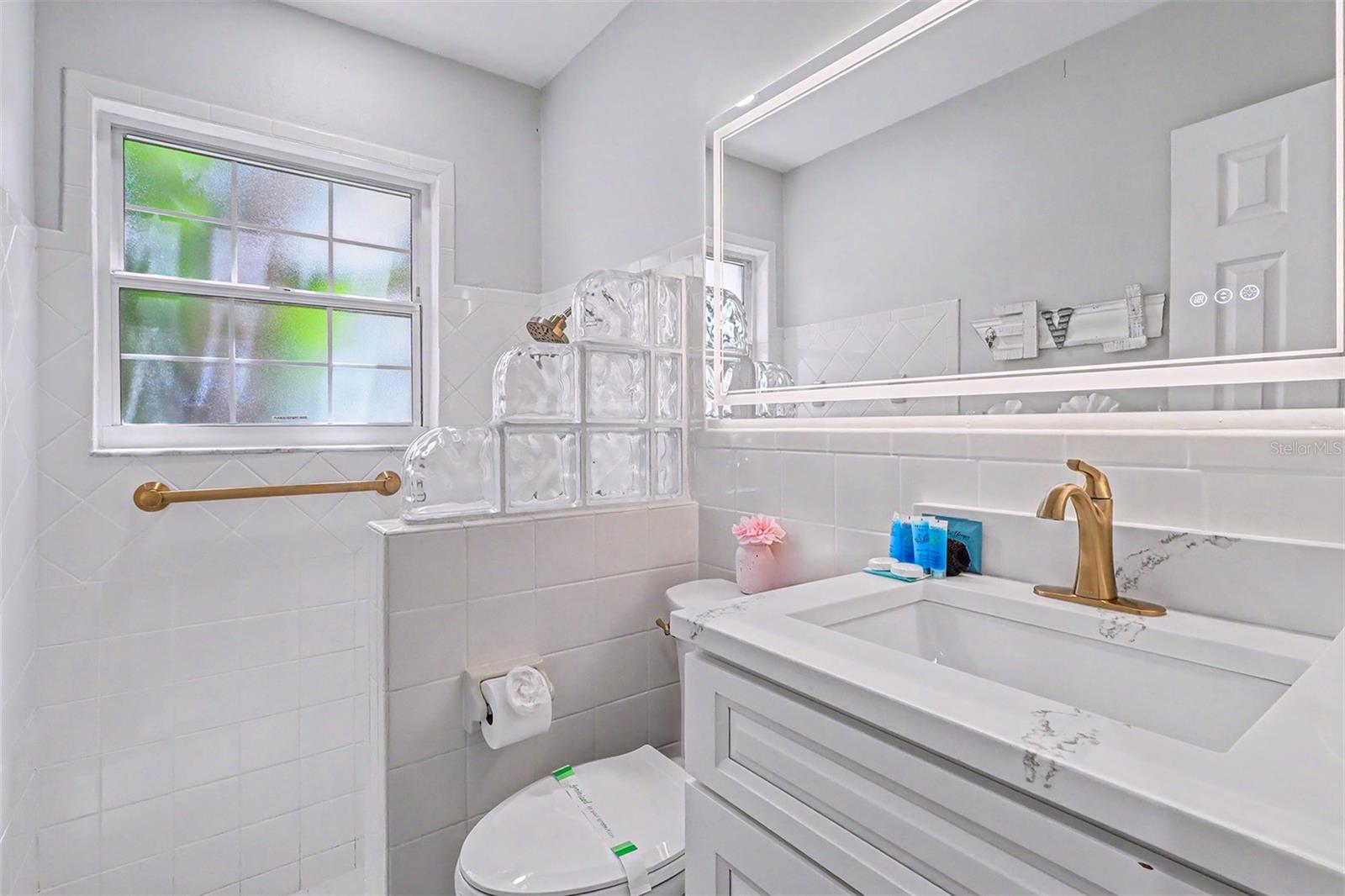 495 HARBOR DR S, INDIAN ROCKS BEACH, FL, 33785