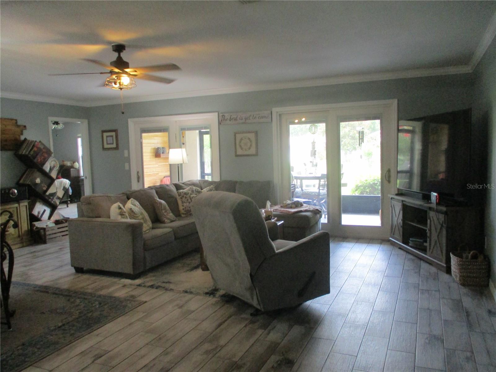 2111 N HALCYON DR, SUN CITY CENTER, FL, 33573