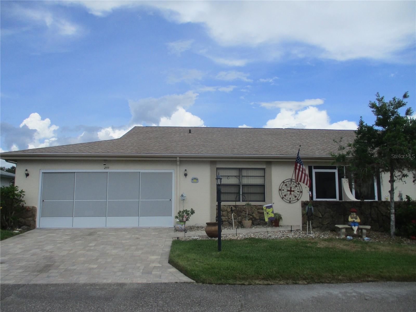 2111 N HALCYON DR, SUN CITY CENTER, FL, 33573