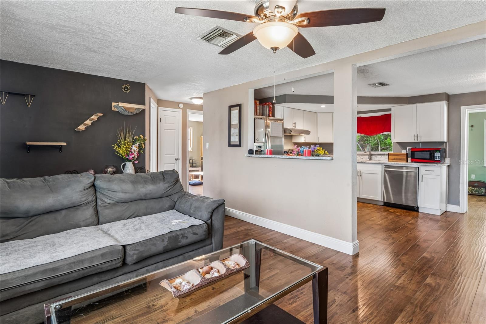 7024 FOX HOLLOW DR, PORT RICHEY, FL, 34668