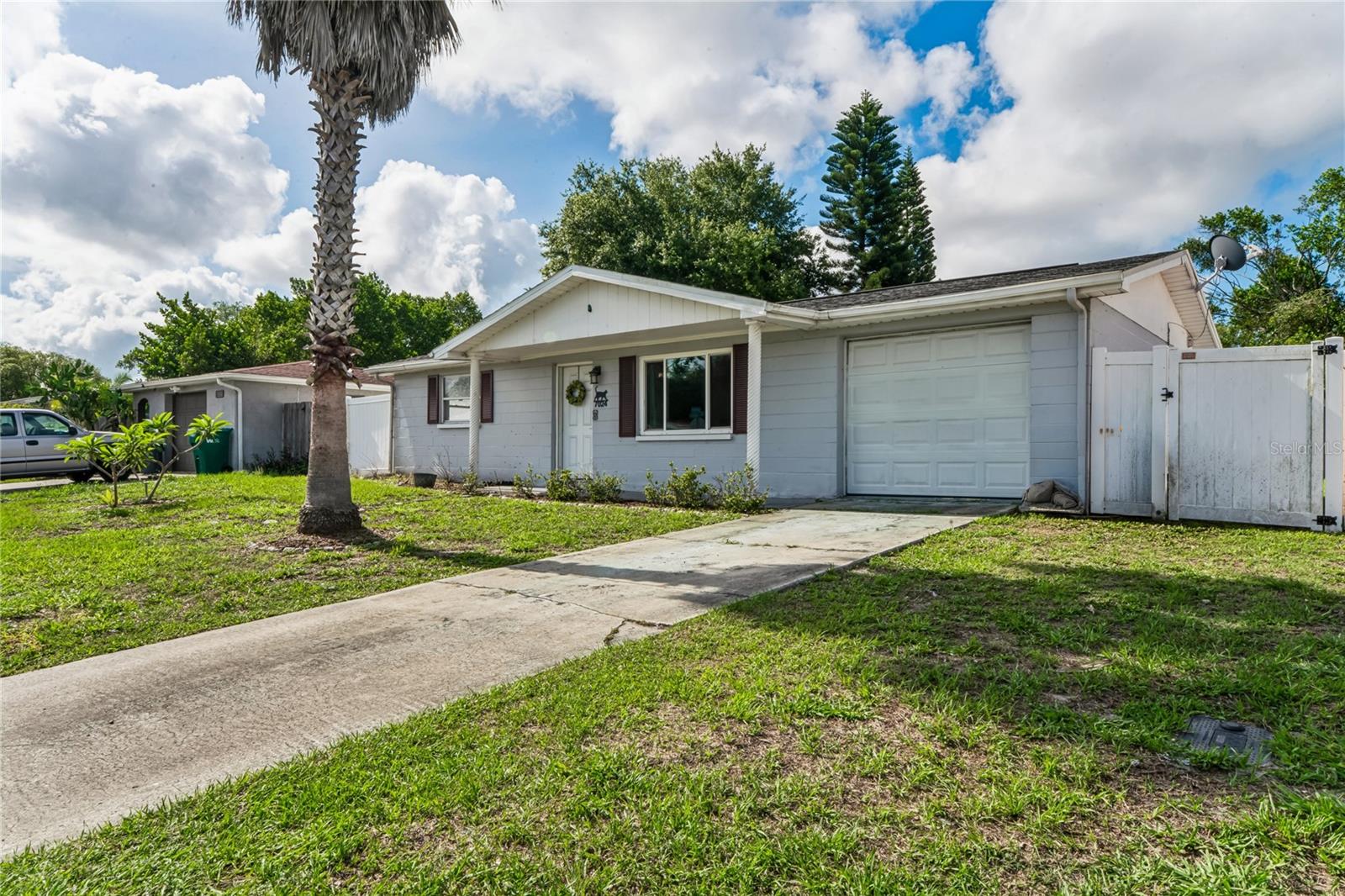 7024 FOX HOLLOW DR, PORT RICHEY, FL, 34668