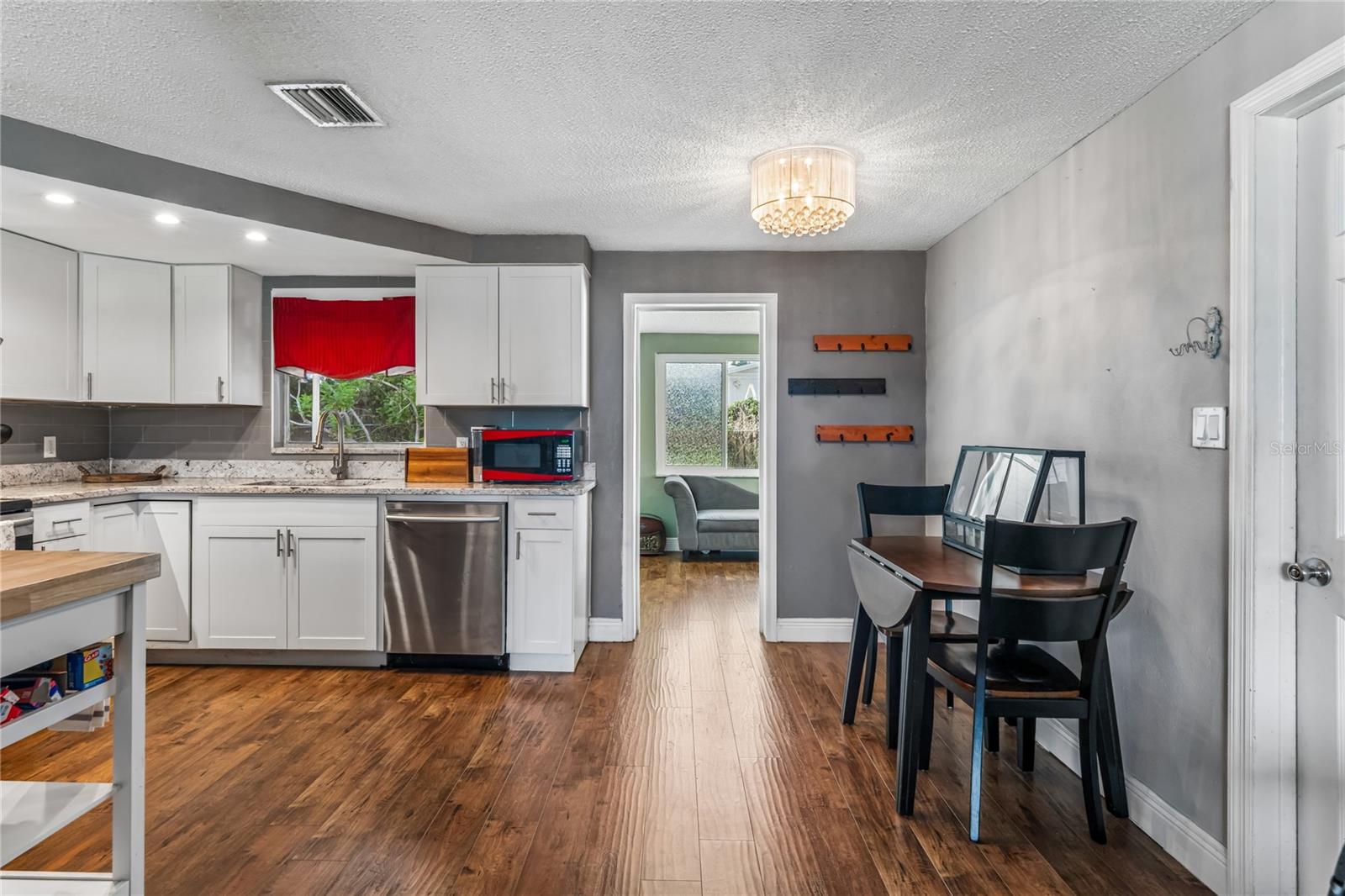 7024 FOX HOLLOW DR, PORT RICHEY, FL, 34668