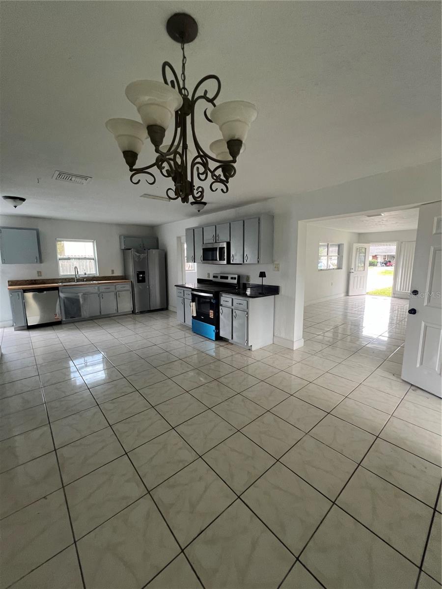 14405 DARING AVE, ORLANDO, FL, 32826