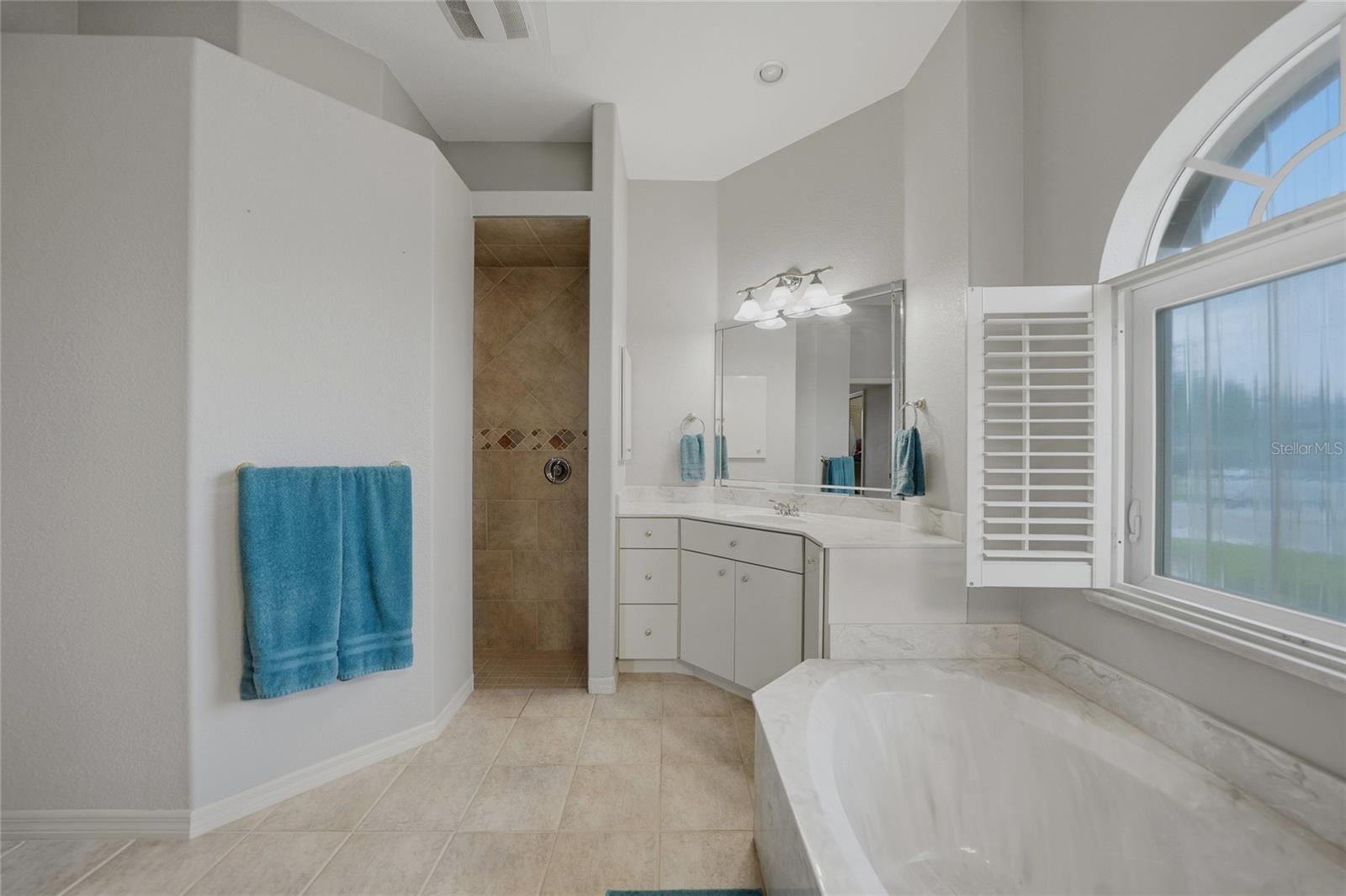 454 MACEDONIA DR, PUNTA GORDA, FL, 33950