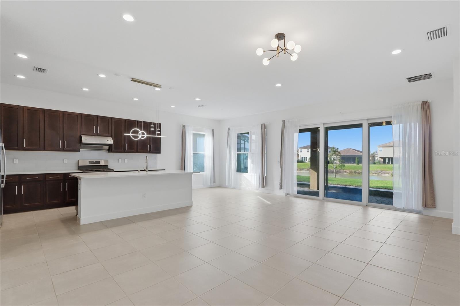 32801 TREE OF LIFE AVE, WESLEY CHAPEL, FL, 33543