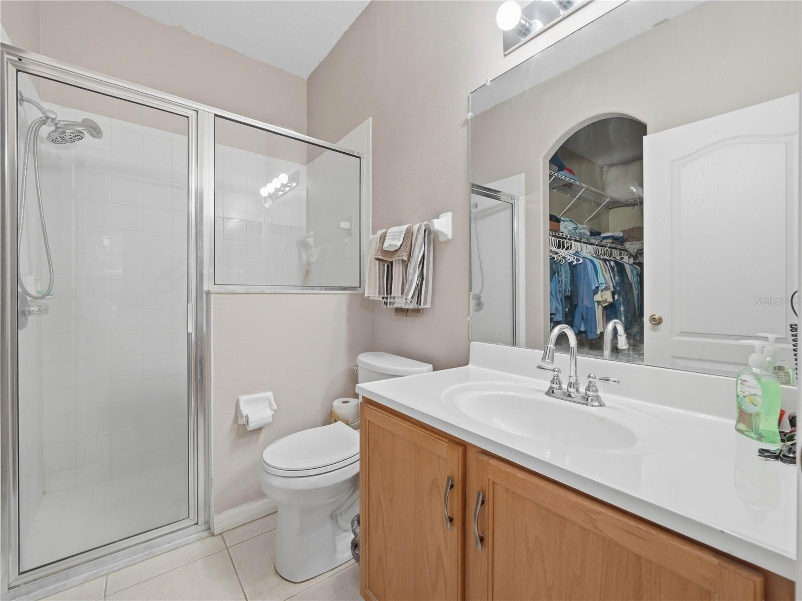 6936 SURREY OAK DR, APOLLO BEACH, FL, 33572