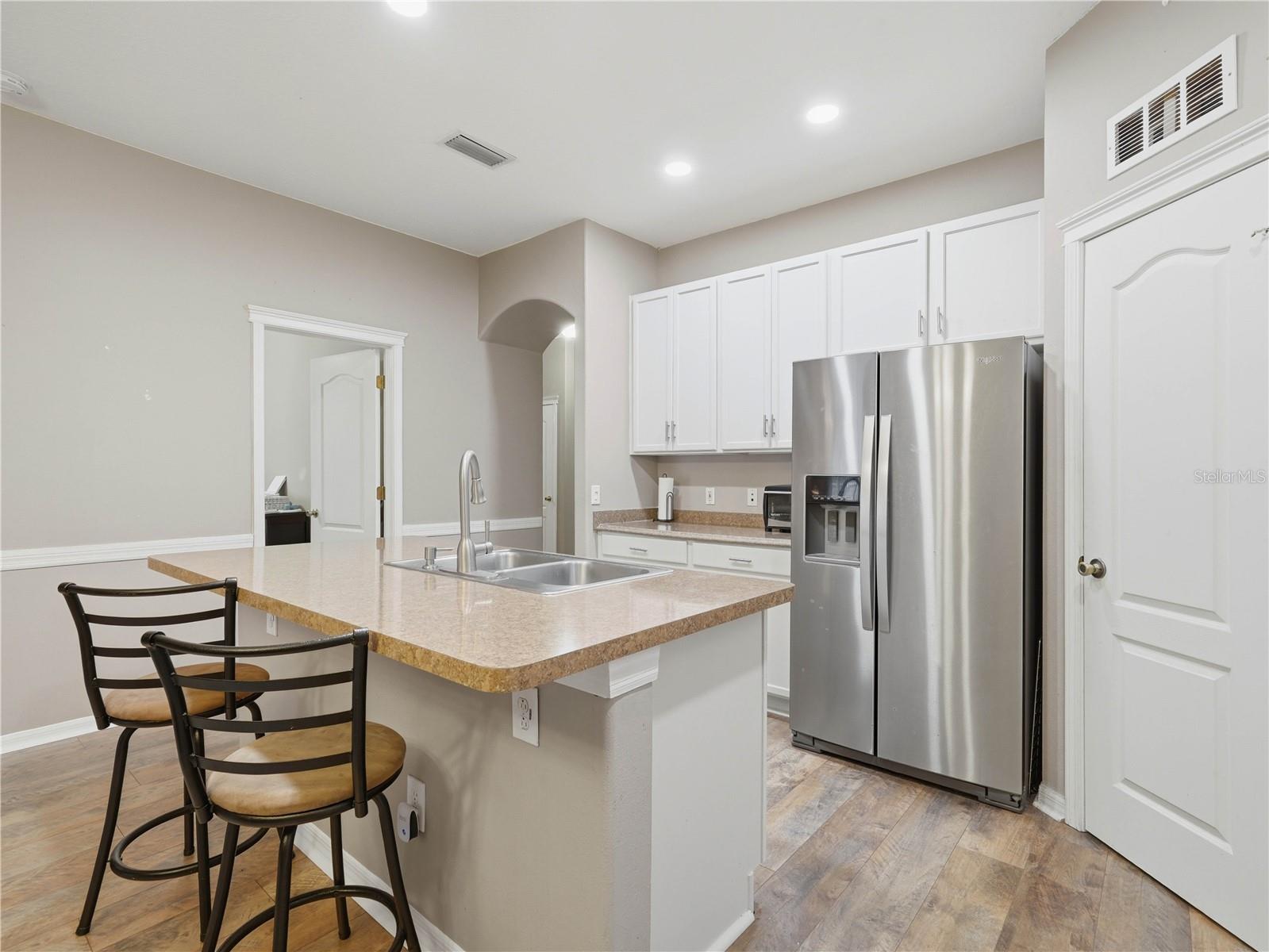 6936 SURREY OAK DR, APOLLO BEACH, FL, 33572