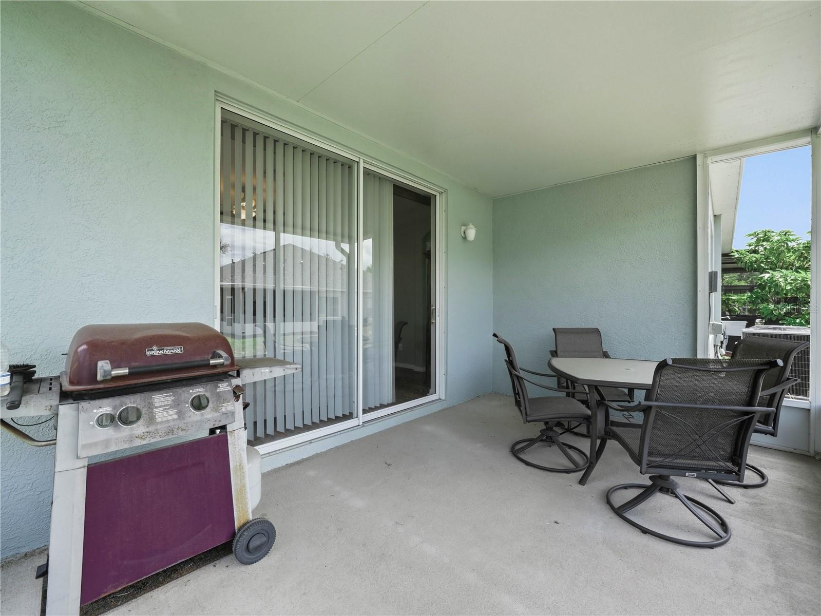 6936 SURREY OAK DR, APOLLO BEACH, FL, 33572