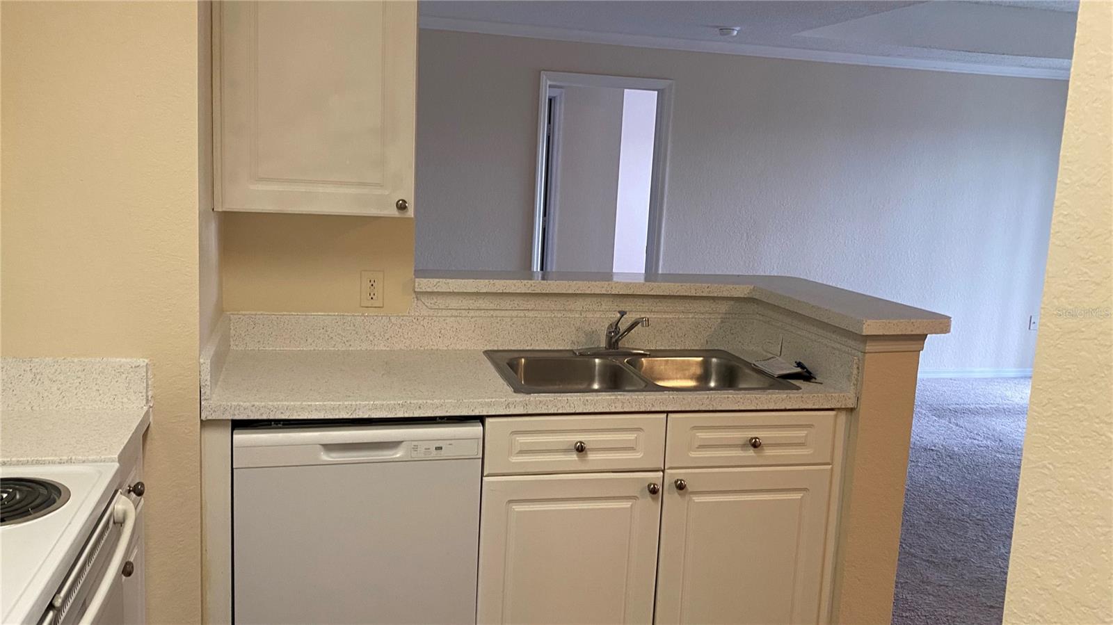 18001 RICHMOND PLACE DR #1034, TAMPA, FL, 33647