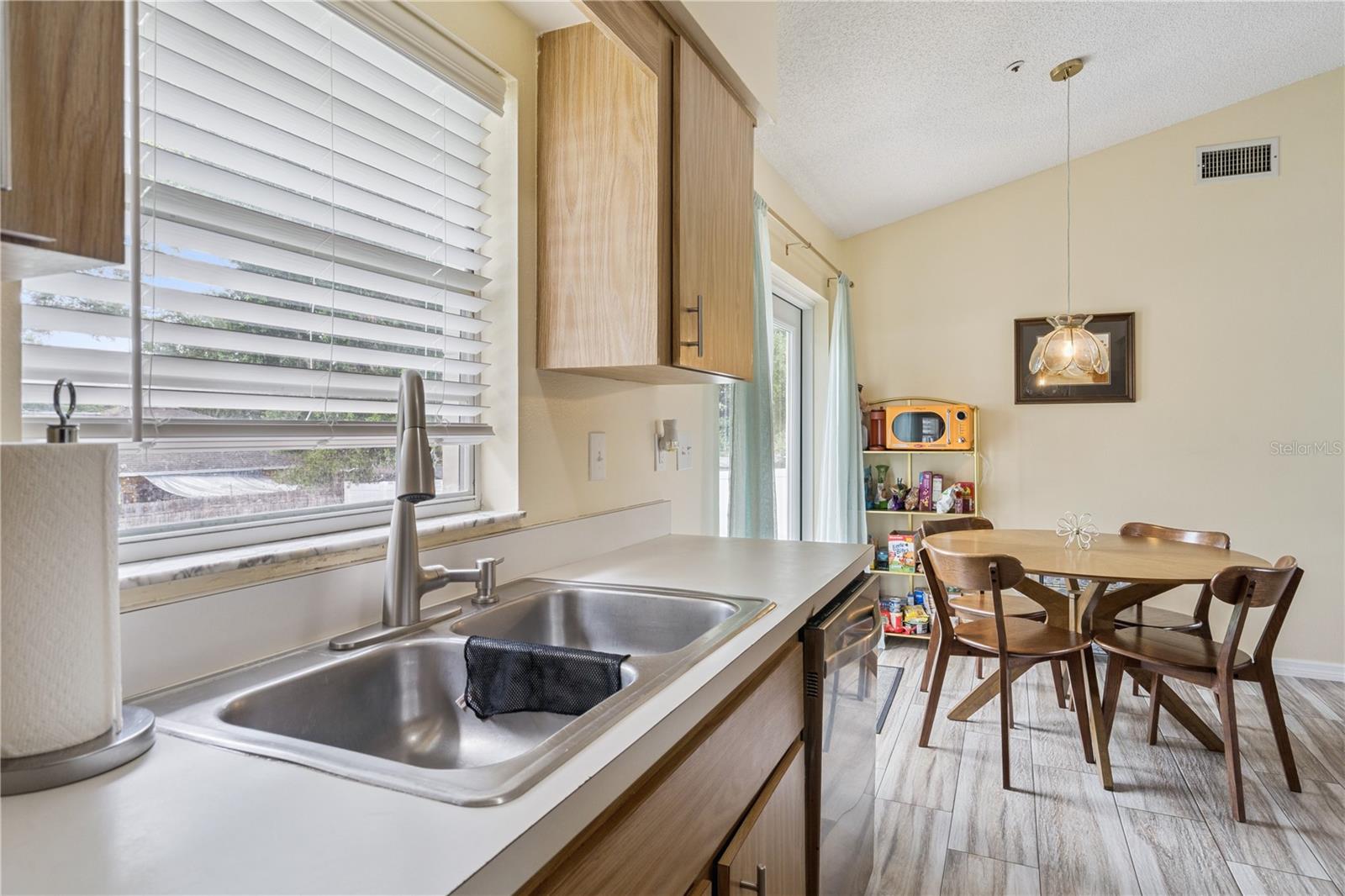 808 ORANGE BROOK DR, MINNEOLA, FL, 34715