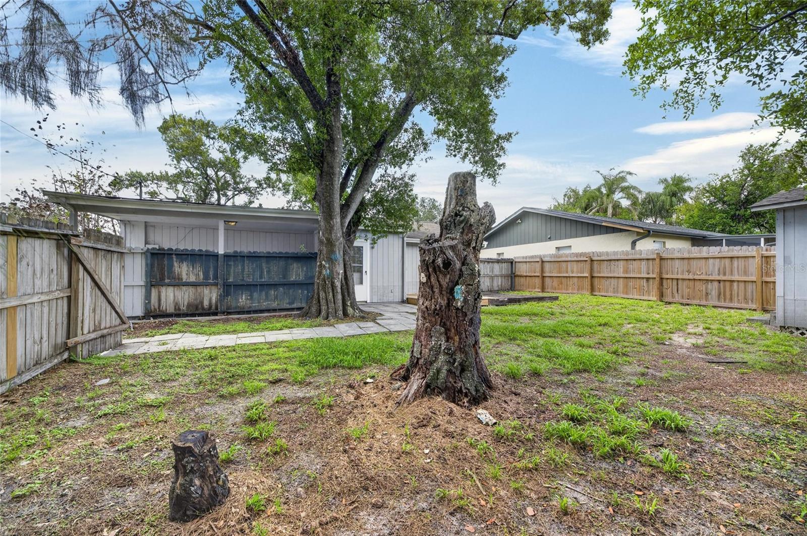 5001 WHITEWAY DR, TAMPA, FL, 33617
