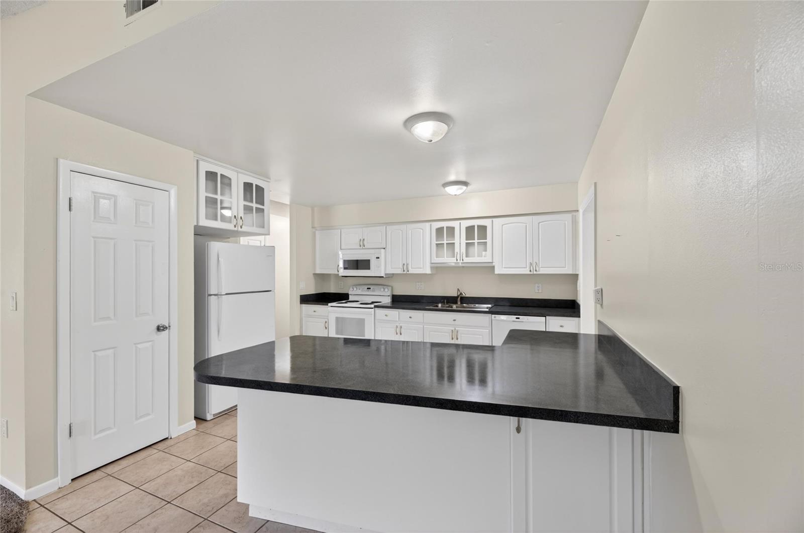 5001 WHITEWAY DR, TAMPA, FL, 33617