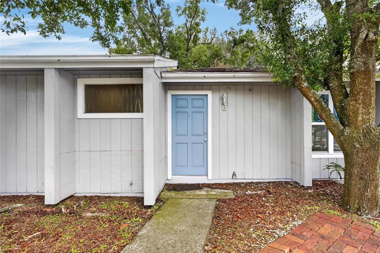 5001 WHITEWAY DR, TAMPA, FL, 33617