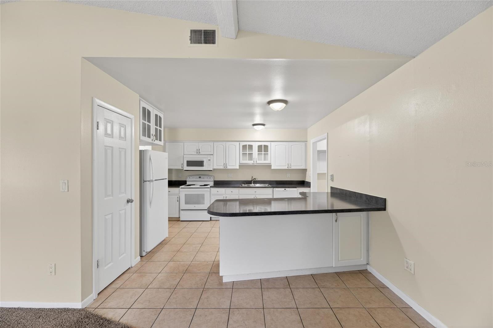 5001 WHITEWAY DR, TAMPA, FL, 33617