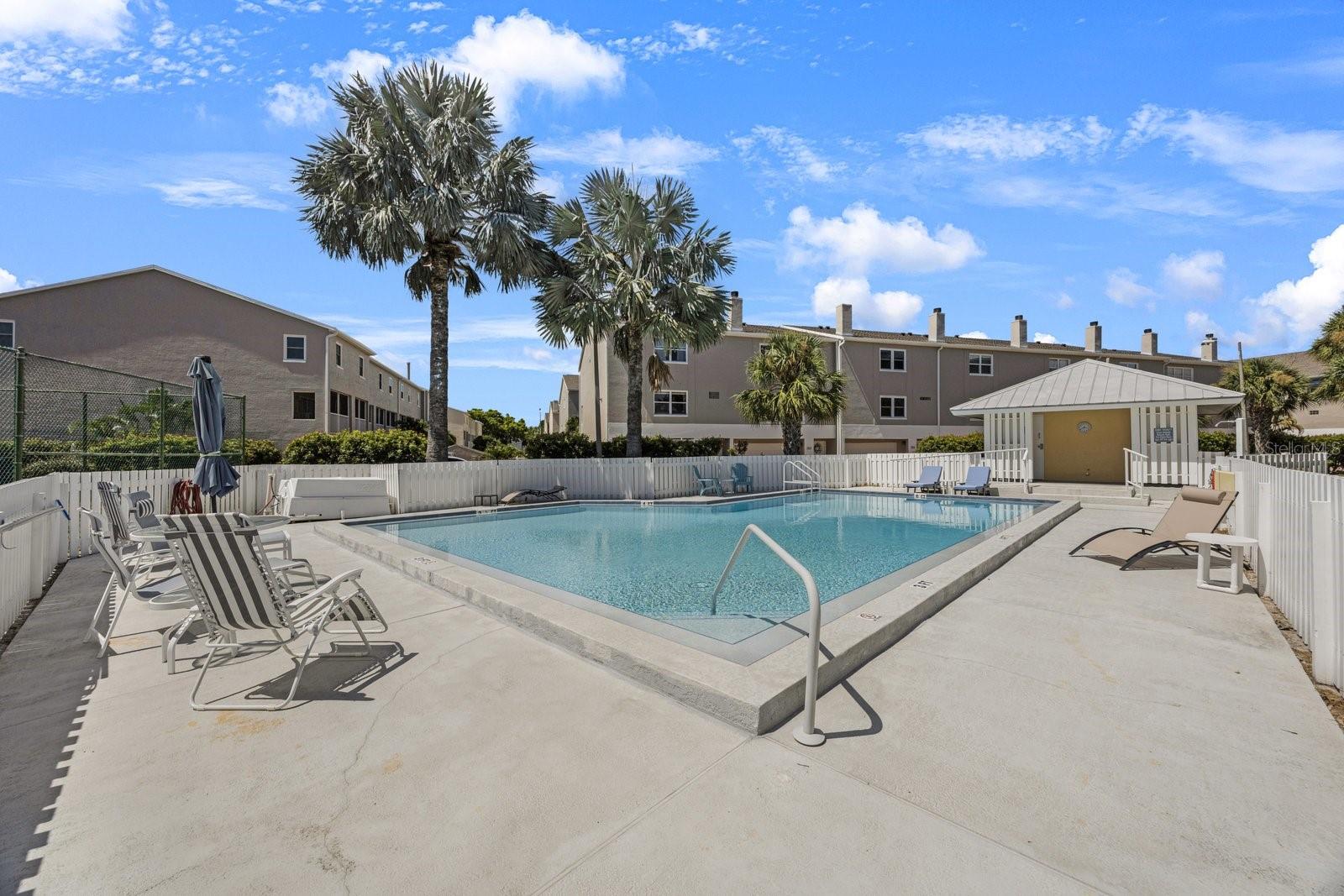 1125 PINELLAS BAYWAY S #305, ST PETERSBURG, FL, 33715