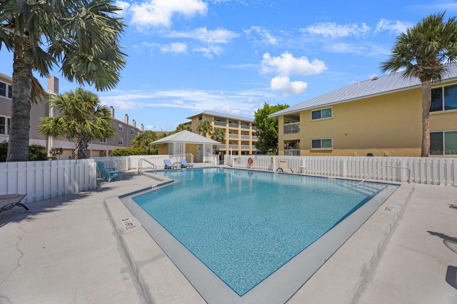 1125 PINELLAS BAYWAY S #305, ST PETERSBURG, FL, 33715