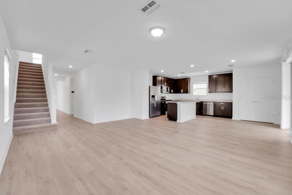 33460 BINDING TIES LN, WESLEY CHAPEL, FL, 33545