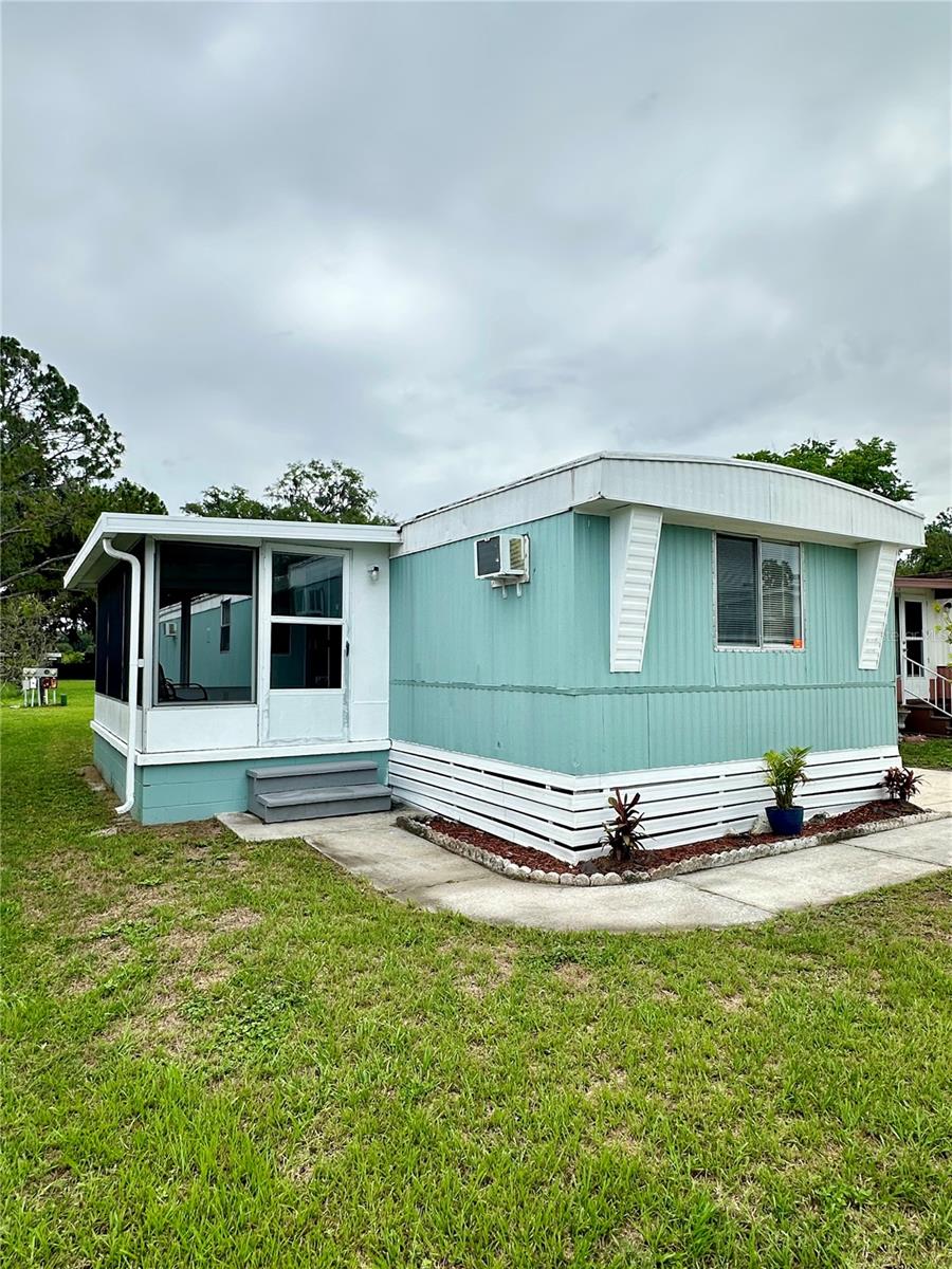 818 MICHIGAN ST, WILDWOOD, FL, 34785