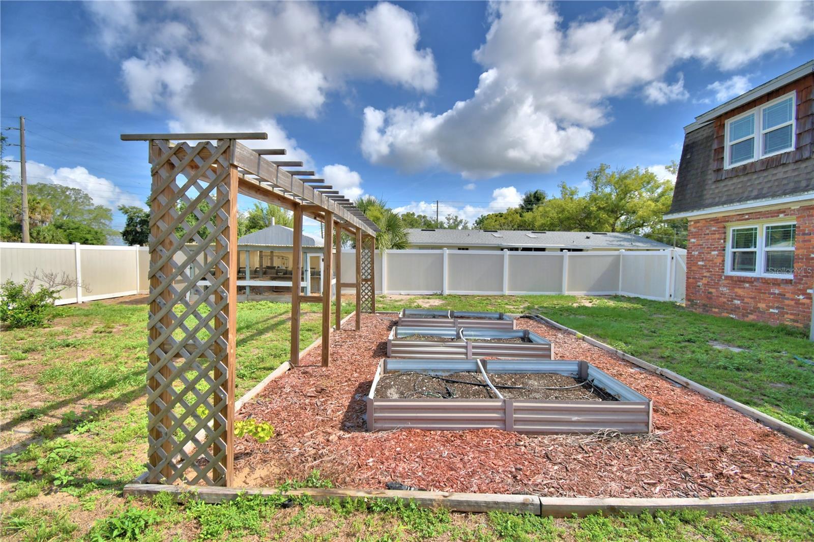 215 S ILAKEE AVE, LAKE ALFRED, FL, 33850