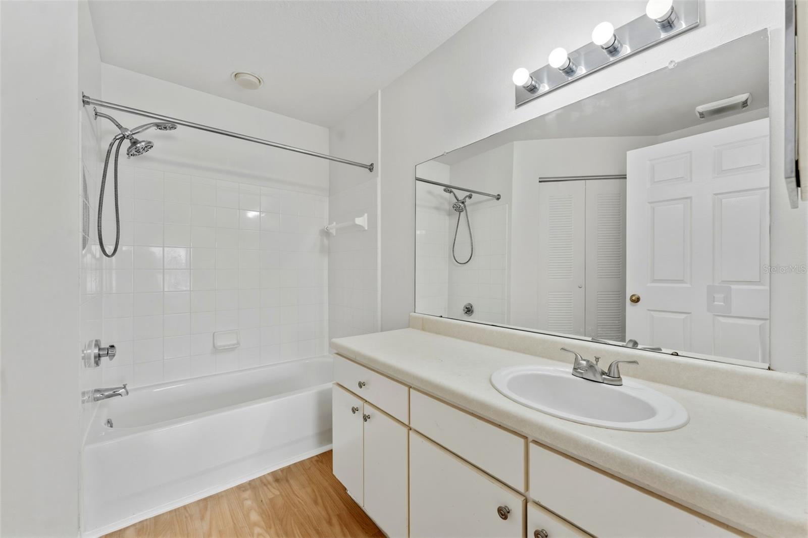 9714 LAKE CHASE ISLAND WAY, TAMPA, FL, 33626