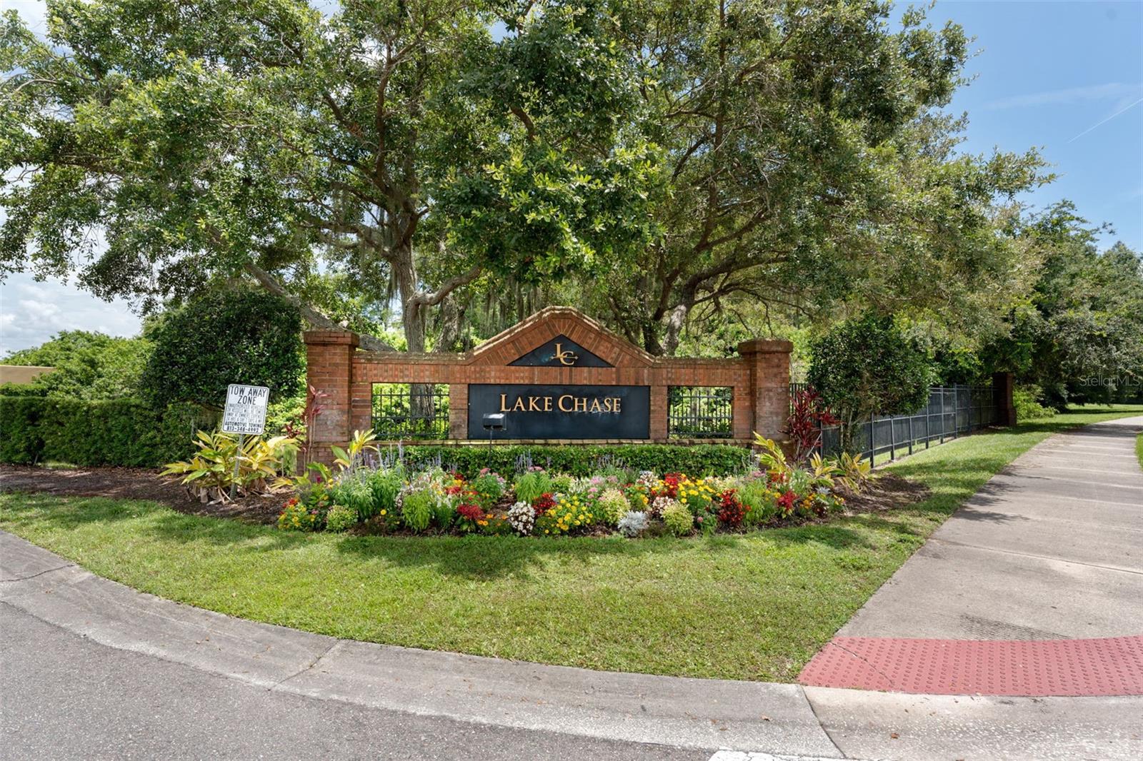 9714 LAKE CHASE ISLAND WAY, TAMPA, FL, 33626