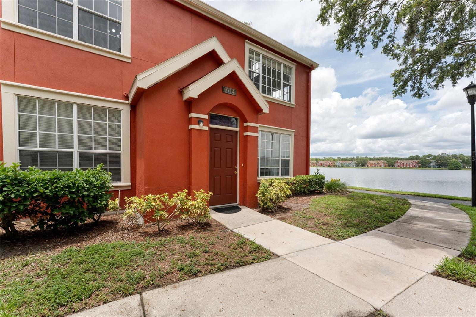 9714 LAKE CHASE ISLAND WAY, TAMPA, FL, 33626